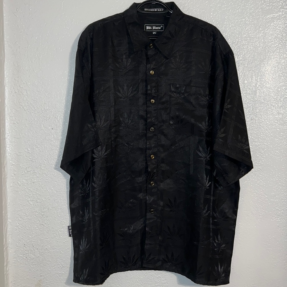 MENS BUTTON UP SHIRT